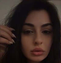 Ful service tatiana Dubai marina - escort in Dubai