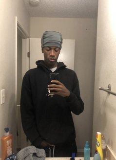 Fulaniboy - Male escort in Abuja Photo 2 of 2