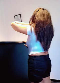 2 in 1 Nuru & Full bodyMassage - masseuse in Colombo Photo 9 of 9