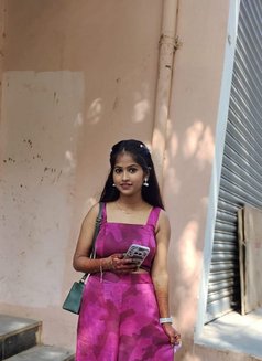 Full Brunette & Independent Anshika - escort in Pune Photo 1 of 3