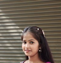 Full Brunette & Independent Anshika - escort in Pune