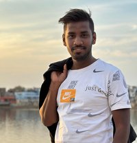 Full Desi Boy 9 Inch Hard Fuck - Male escort in Mumbai