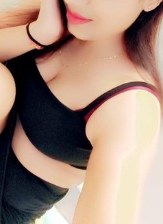 Full Educated Vip"🥀private Model's Rozi - puta in Pune Photo 4 of 4