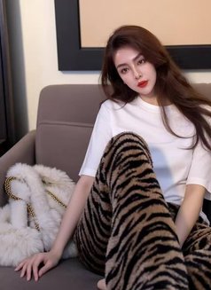 Full massage service - puta in Riyadh Photo 6 of 6