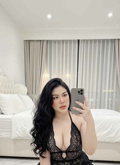 Full service " toy, ass"- Private room - escort in Dubai Photo 22 of 22
