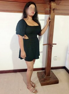 Full Service With Massage - puta in Colombo Photo 1 of 3