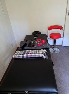 Fullbody Massage - Male escort in Johannesburg Photo 4 of 4