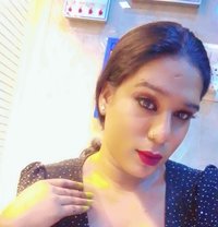Fully active Monster Dick versatile ts - Transsexual escort in Mumbai
