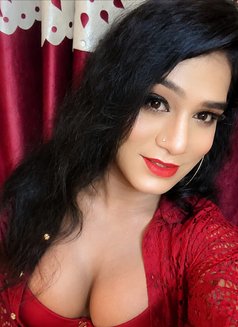 Fully active Monster Dick versatile ts - Transsexual escort in Mumbai Photo 6 of 8