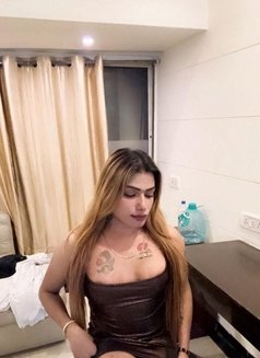 South indean juice monster Cock come &S - Acompañantes transexual in Bangalore Photo 14 of 16