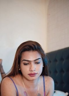 Fully active monster Dick verstil shema - Transsexual escort in Mumbai Photo 10 of 16