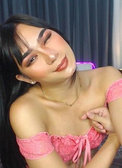 Fully Functional and CUMS A LOT TS ARA - Transsexual escort in Indore Photo 18 of 20