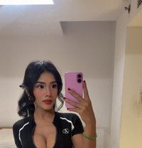 Fully Functional Asian Ts MARI - Transsexual escort in Bangkok Photo 17 of 19