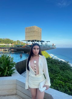 fully functional lb new in town - Transsexual escort in Makati City Photo 13 of 28