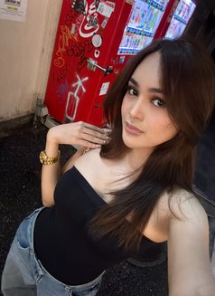 Fully functional shemale w/squrting cum - Acompañantes transexual in Tokyo Photo 3 of 17