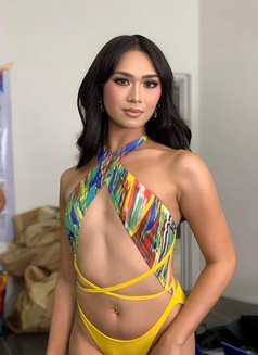 Fully Functional and CUMS A LOT TS ARA - Transsexual escort in Indore Photo 15 of 20