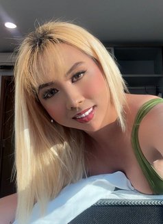FULLY FUNCTIONAL WILD FUCKER TS - Transsexual escort in Kuala Lumpur Photo 6 of 29