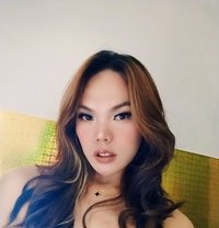 Fully functional with big load of cum! - Transsexual escort in Boracay