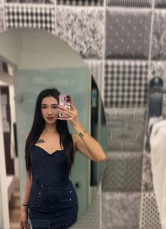 Fully functional Yukiii Meet/Camshow - Transsexual escort in Manila Photo 22 of 22