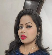 Fully independent girl for cam & meet - escort in Indore