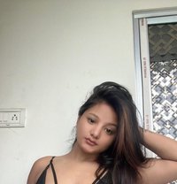 Fully Medically Tested Genuine Service - puta in Pune