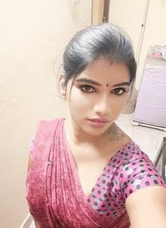 Fully Opereded Transgenter Shivani - Transsexual adult performer in Chennai Photo 5 of 6