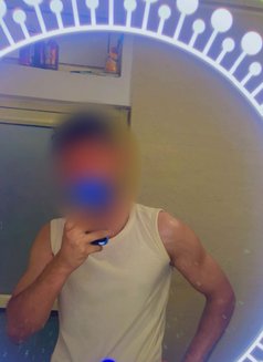 Fun - Male escort in Gurgaon Photo 1 of 4