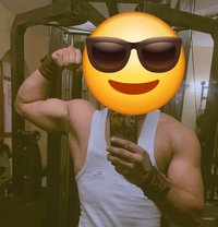 Young Bull_Boy services For Sugar_Milf - Acompañantes masculino in New Delhi