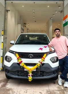 Funboypawan - Male escort in Mumbai Photo 6 of 12