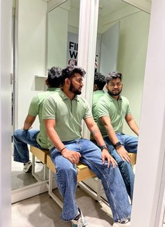 Funboypawan - Male escort in Mumbai Photo 12 of 12