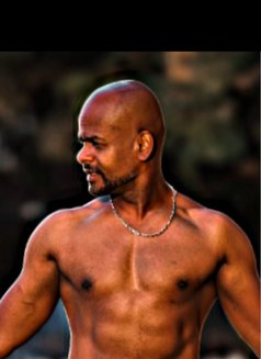 Black Bull(Verified Profile) - Acompañantes masculino in Mumbai Photo 4 of 5