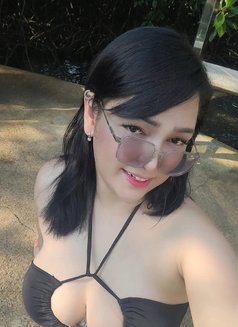 FUNtastic Lilly Cruz - Transsexual escort in Manila Photo 27 of 28