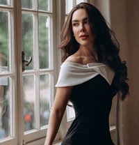 Furina - escort in London