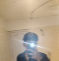 Fuzzic - Acompañantes masculino in Pune