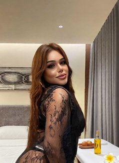 G-na Lady boy big dick with popper - Transsexual escort in Riyadh Photo 7 of 8
