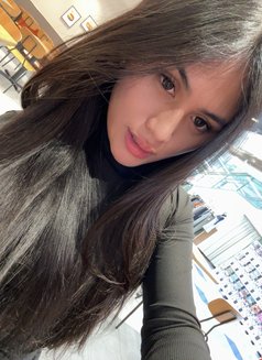 Gab - Transsexual escort in Nagoya Photo 4 of 8