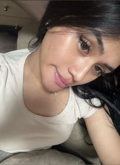 Gab - Transsexual escort in Nagoya Photo 5 of 8