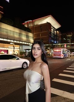 Nicole - escort in Taipei Photo 11 of 18