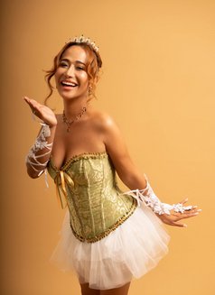 Gabby - Transsexual escort in Yokosuka Photo 5 of 8