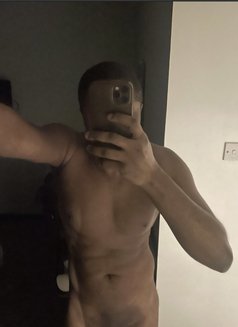 Gabi - Male escort in Dubai Photo 5 of 5