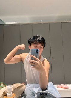 Gabriel - Acompañantes masculino in Makati City Photo 2 of 7