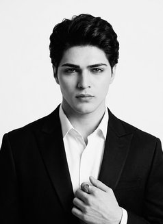 Gabriel - Male escort in Baku Photo 1 of 9