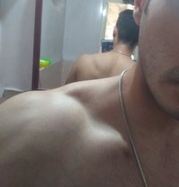 Gabriel Stonewell - Acompañantes masculino in Pune
