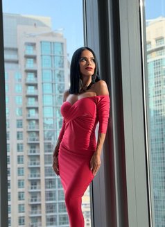 Gabriela - escort in Dubai Photo 1 of 13