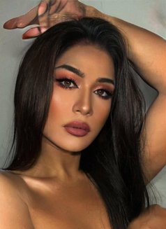 Gabriella Ong - Transsexual escort in Singapore Photo 12 of 19
