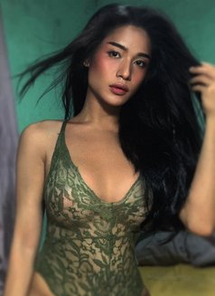 Gabriella Ong - Transsexual escort in Singapore Photo 16 of 19