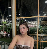 Gabriella Sy - escort in Makati City Photo 5 of 6