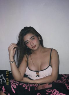 Gabriella / cônțent’çam’meet / - puta in Makati City Photo 6 of 6