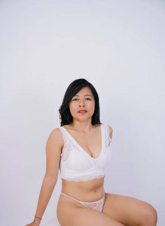 Gaby, Give You Good Feeling - escort in Hong Kong Photo 1 of 9