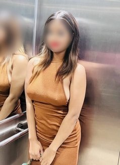 Gaby Independent Meets Super Gfe - escort in Colombo Photo 23 of 25